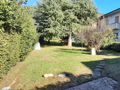 Villa in Via del Pignone, Seravezza, 10 locali, 2 bagni, 220 m²