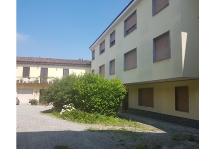 Quadrilocale in vendita a San Salvatore Monferrato, Via Carlo Avalle 7