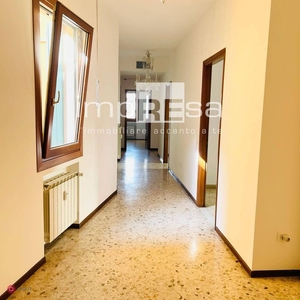 Appartamento in Affitto in Via Andrea Giacinto Longhin a Treviso