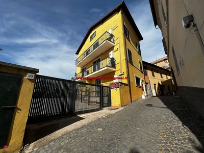 Appartamento in Affitto in Via CAMILLO MEDA a Velletri