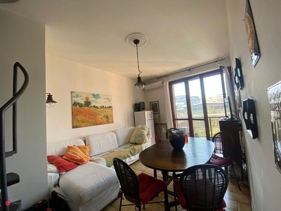 Appartamento in Affitto in Via Luca Ortello a Varese