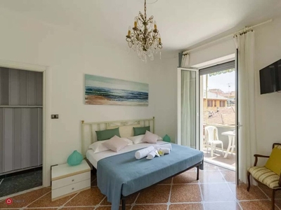 Appartamento in Affitto in Via Mons. Cesare Boccoleri 12 a Rapallo