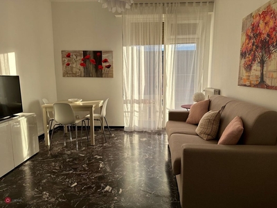 Appartamento in Affitto in Viale Dante Alighieri a Sestri Levante