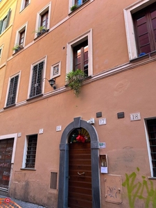 Appartamento in Affitto in Vicolo di Santa Margherita 14 a Roma