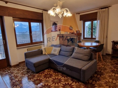 Appartamento in Vendita a Belluno, zona Cavarzano, 155'000€, 130 m²