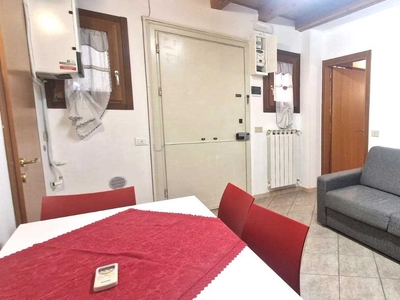 Appartamento in Vendita a Chioggia RIONE S.GIACOMO