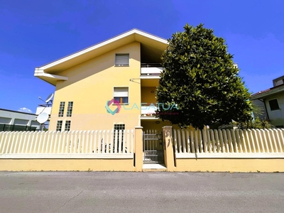 Appartamento in vendita a Pineto