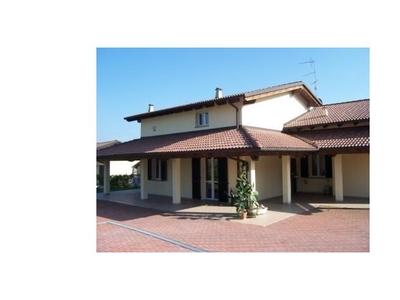 Villa in vendita a Conzano, Frazione San Maurizio