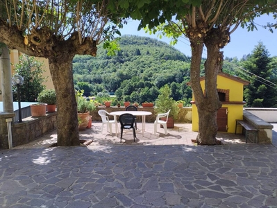 Casa vacanze 'Africo Con Vista' con vista sulle montagne, giardino privato e balcone