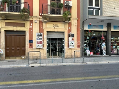 Negozio in vendita a Bari via Francesco Crispi, 4