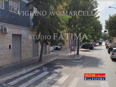 Negozio in vendita a Foggia via Giacomo Matteotti, 147
