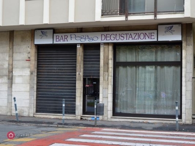 Negozio/Locale commerciale in Affitto in Corso italia 47 a Vercelli