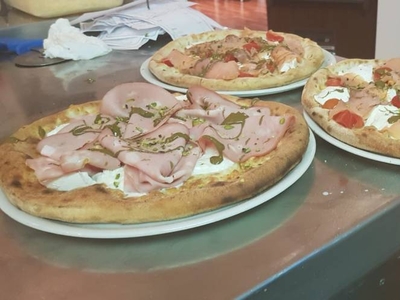 Pizzeria in in vendita da privato a Porcari via del Centenario, 57