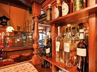 Pub in vendita a Putignano via Dante Alighieri