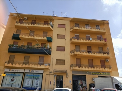 Quadrilocale in Vendita a Agrigento, 50'000€, 148 m²