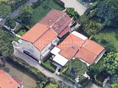 Quadrilocale in Vendita a Massa, 192'000€, 120 m²