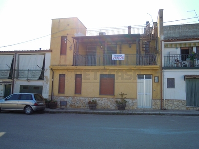 Stabile/Palazzo con terrazzo in contrada prestianni sn, Caltanissetta
