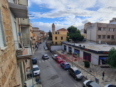 Trilocale da ristrutturare a Palermo
