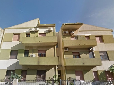 Trilocale in Vendita a Cagliari, 150'000€, 65 m²