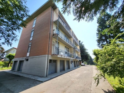 Trilocale in Vendita a Reggio Emilia, 130'000€, 95 m²