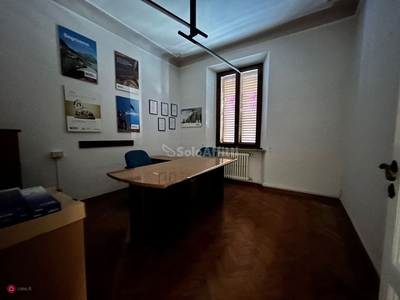 Ufficio in Affitto in a Siena