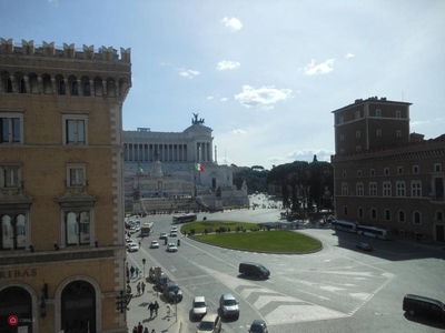 Ufficio in Affitto in Piazza venezia a Roma