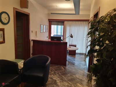 Ufficio in Affitto in Via Andrea Millevoi a Roma