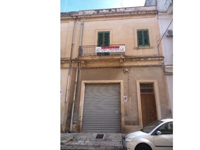 Casa indipendente in vendita a Lecce, Frazione Centro città, Via Gorizia 31a