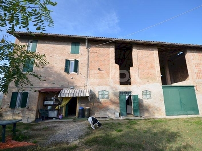 € 165.000 4 camere in Vendita, Bersagliera, Castello di Serravalle (Bologna)