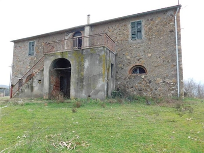 Azienda Agricola con Casale in Vendita a Gavorrano, Toscana