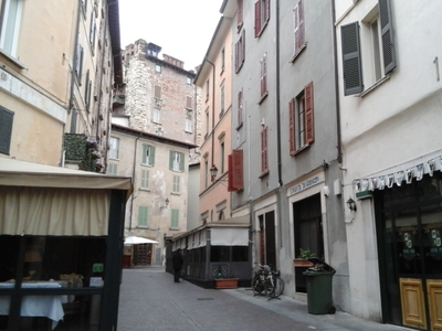 Appartamento - Bilocale a Centro città, Brescia