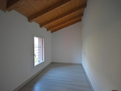 Appartamento in vendita in Esine, Italia