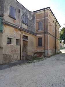 Appartamento in vendita in Mantova, Italia