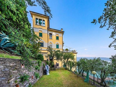 Appartamento in vendita in Toscolano Maderno, Italia