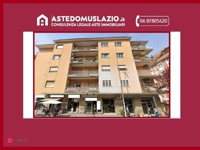 Appartamento in Vendita in Via Gregorio VII 90 a Roma