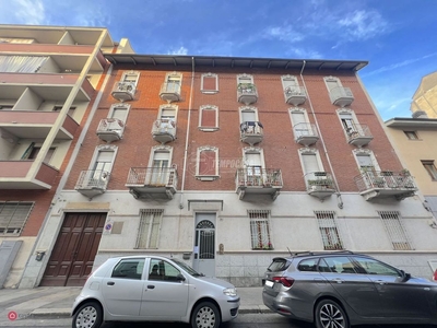 Appartamento in Vendita in Via Rivarossa 10 a Torino