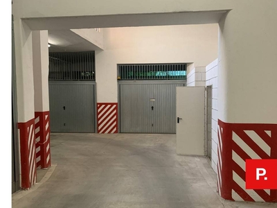 Box/Garage 110mq in vendita, Caserta centro