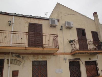 Casa in vendita in Barrafranca, Italia