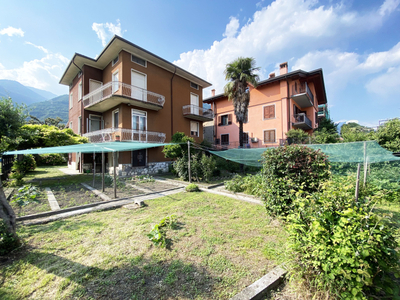 Casa in vendita in Costa Volpino, Italia