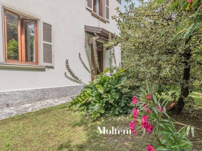 Casa in vendita in Dervio, Italia