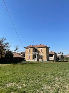 Casa in vendita in Gambolò, Italia