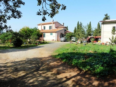 Casa in vendita in Gavorrano, Italia