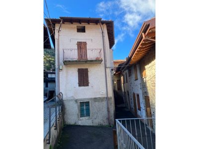Casa in vendita in Pisogne, Italia
