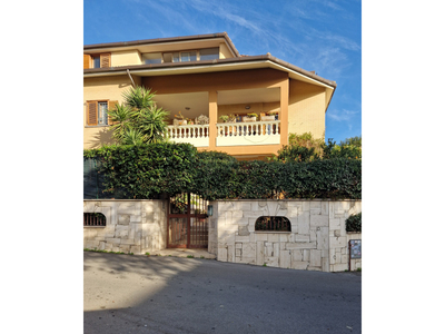 Casa in vendita in Tor Lupara, Italia