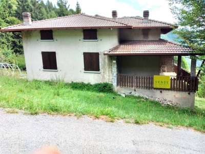 Casa in vendita in Treviso bresciano, Italia