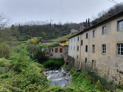 Casa indipendente da ristrutturare, Lucca pieve di brancoli