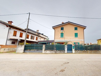 Casa indipendente in vendita a San Felice Sul Panaro