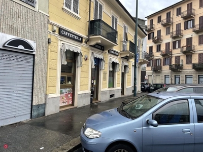 Negozio/Locale commerciale in Vendita in Via Damiano Chiesa 3 a Torino