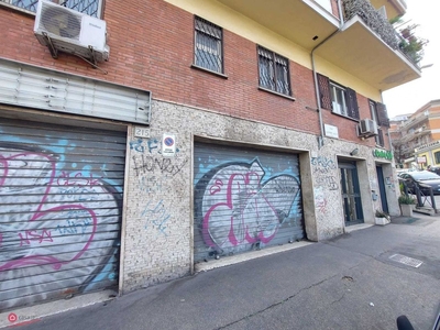 Negozio/Locale commerciale in Vendita in Via Gaspare Gozzi 215 a Roma