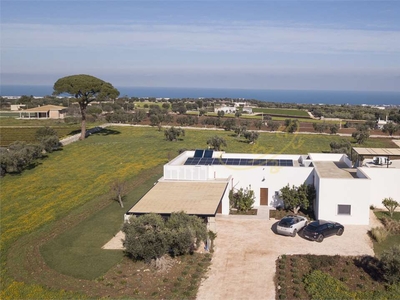 R 420 - Villa di nuova costruzione a Polignano a Mare